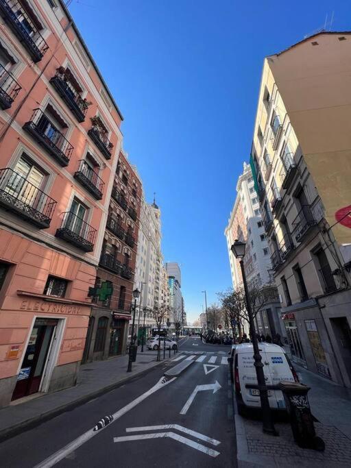 מדריד Punta Me Beautiful Apartment In Plaza Espana מראה חיצוני תמונה