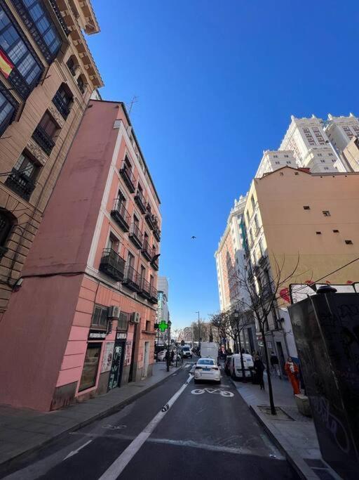 מדריד Punta Me Beautiful Apartment In Plaza Espana מראה חיצוני תמונה